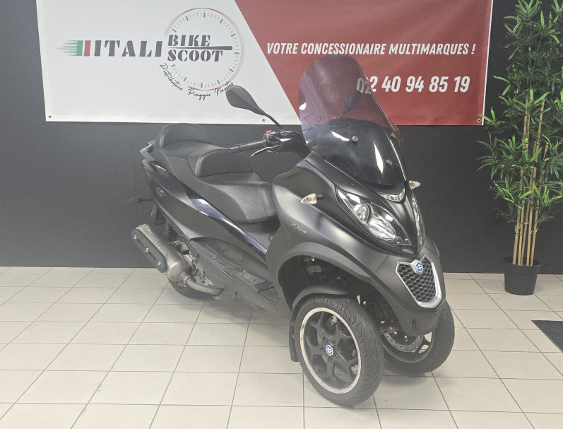 PIAGGIO MP3 500