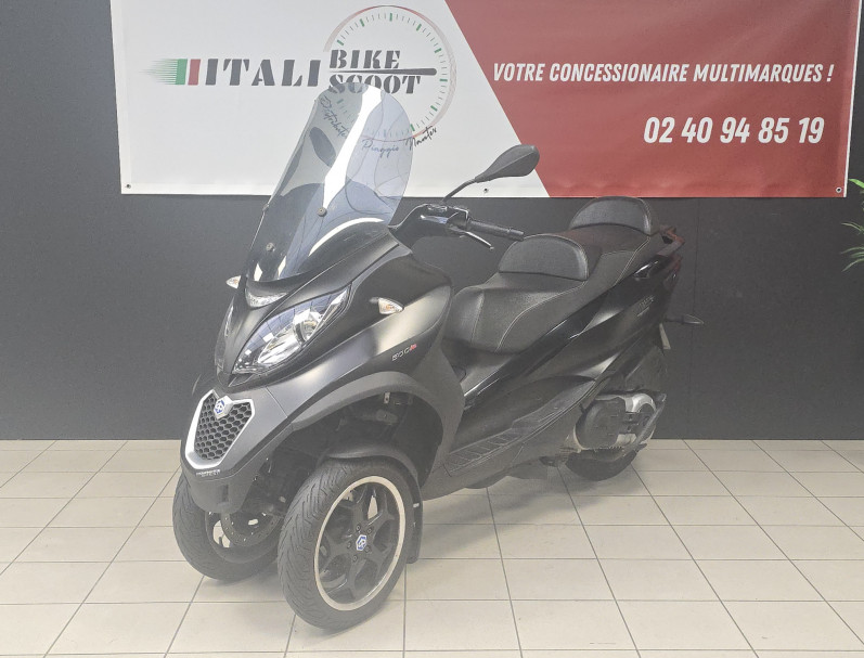 PIAGGIO MP3 500