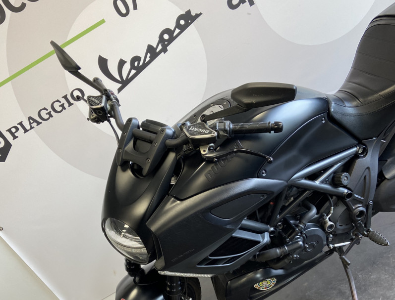 DUCATI DIAVEL 2013