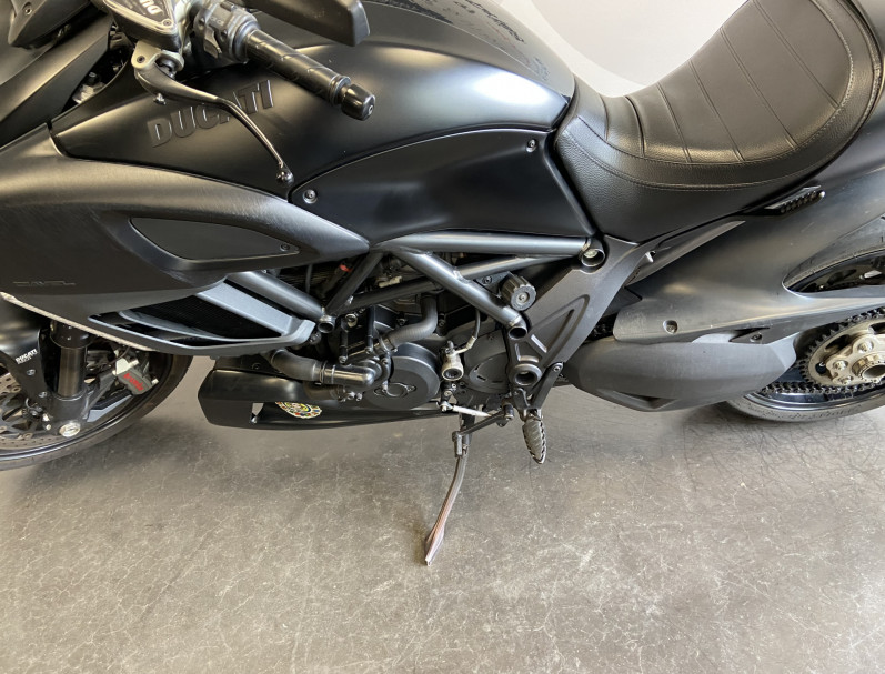DUCATI DIAVEL 2013