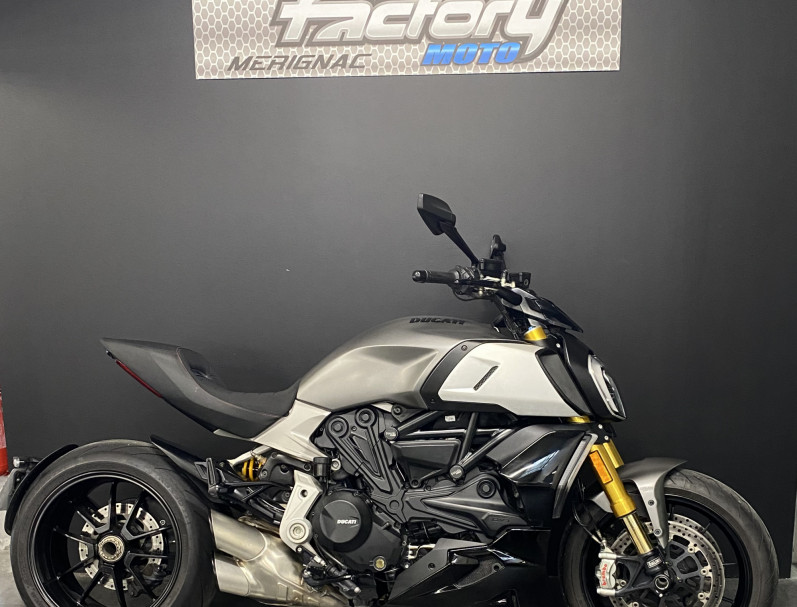 DUCATI DIAVEL S 