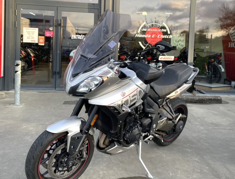 TRIUMPH TIGER 1050 ABS