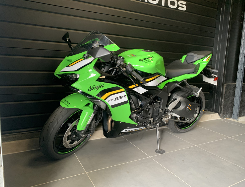 KAWASAKI ZX-6R