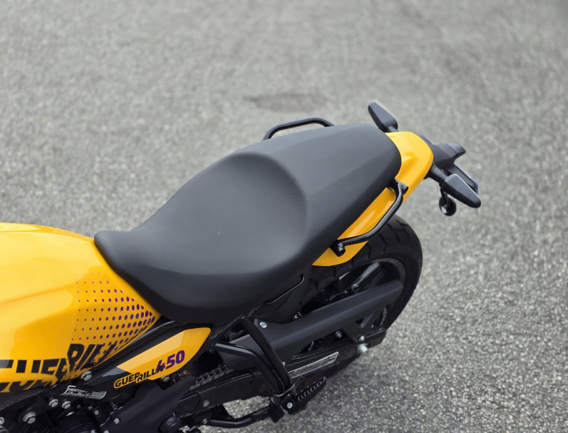 ROYAL ENFIELD 450 GUERILLA