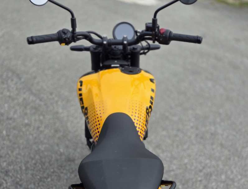 ROYAL ENFIELD 450 GUERILLA
