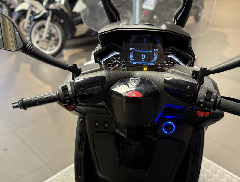 PEUGEOT METROPOLIS 400 SW