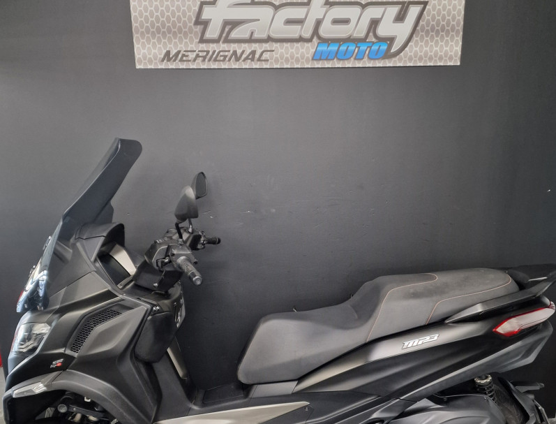 PIAGGIO MP3 530 HPE EXCLUSIVE