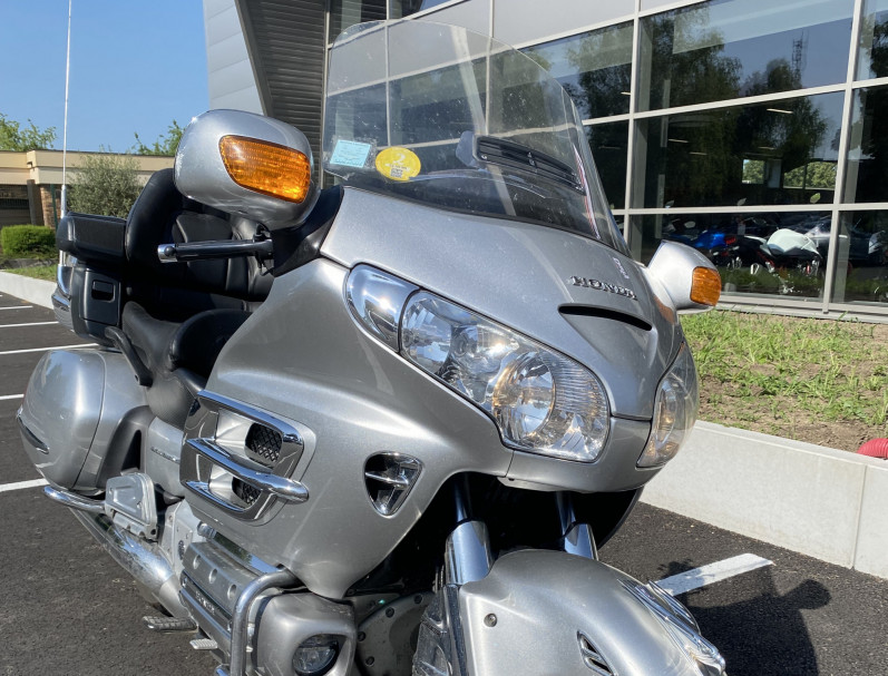 HONDA GL 1800 GOLDWING AIR BAG GPS
