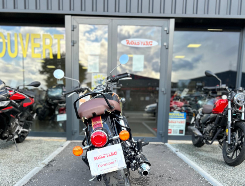 ROYAL ENFIELD CLASSIC 350 HALCYON BLACK