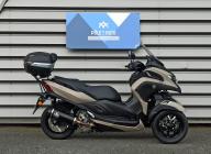 YAMAHA TRICITY 300