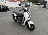 YAMAHA NEO