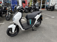 YAMAHA NEO