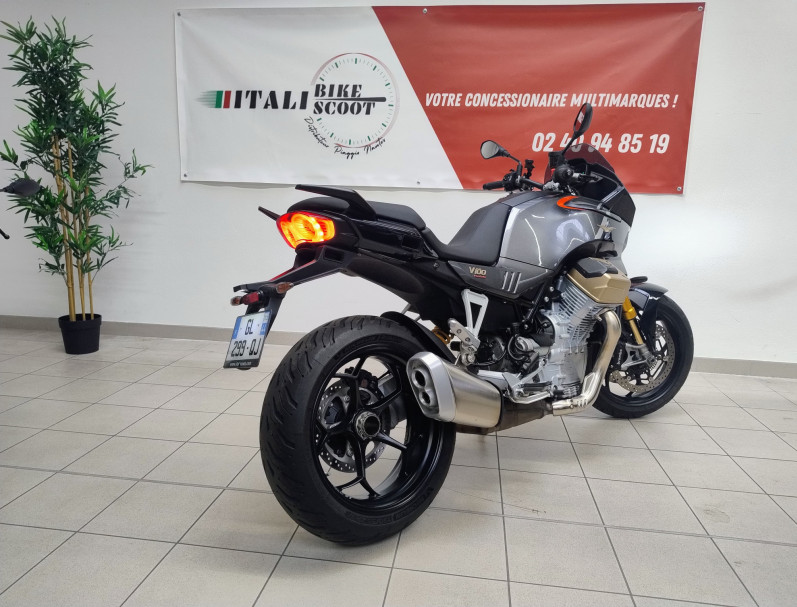 MOTO GUZZI V100  MANDELLO S