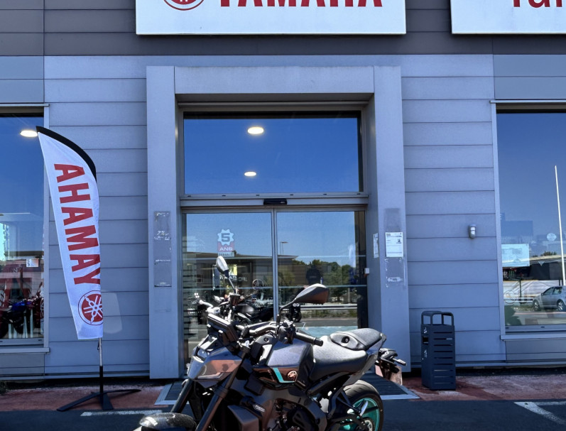 YAMAHA MT-09  Y-AMT