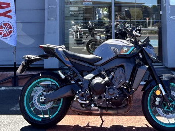 YAMAHA MT-09  Y-AMT