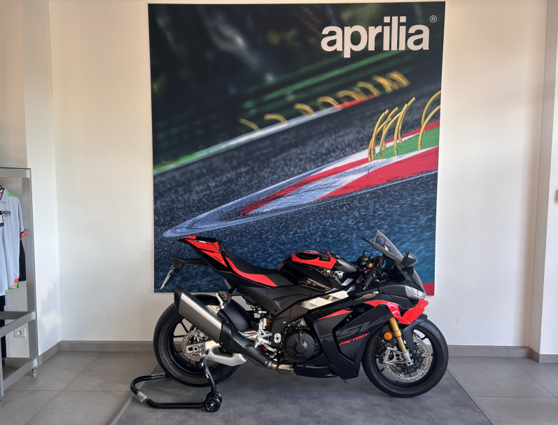 APRILIA RSV4 1100 FACTORY E5+