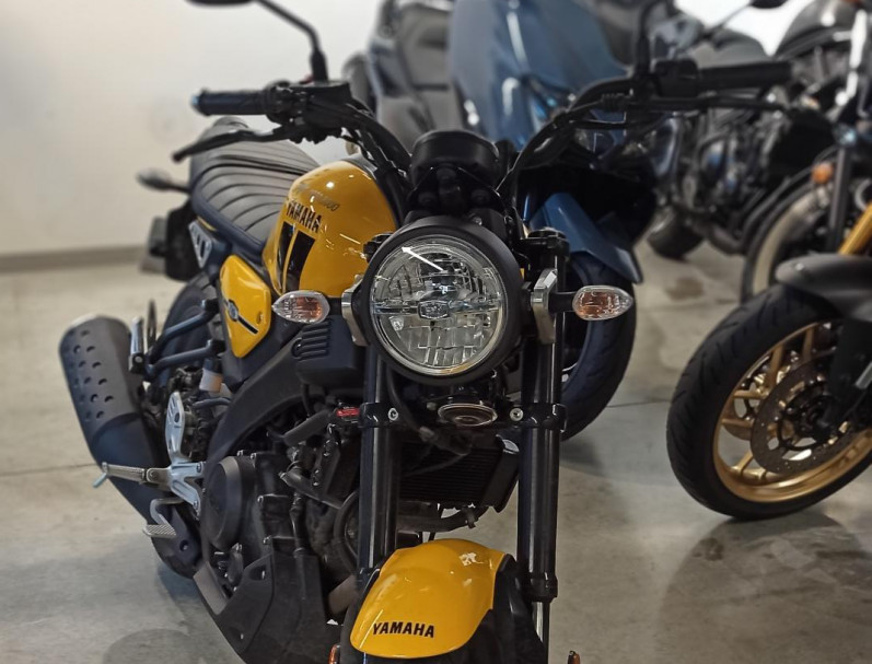 YAMAHA XSR 125