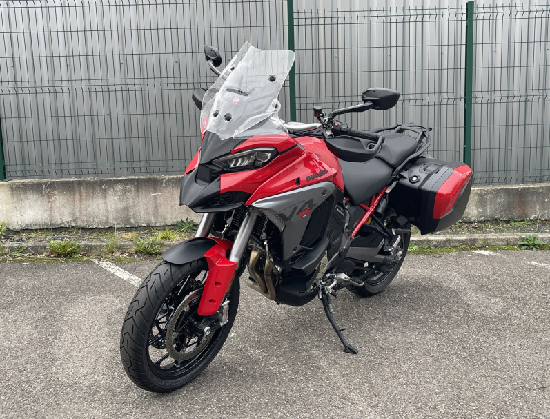DUCATI MULTISTRADA V4 S TRAVEL RADAR