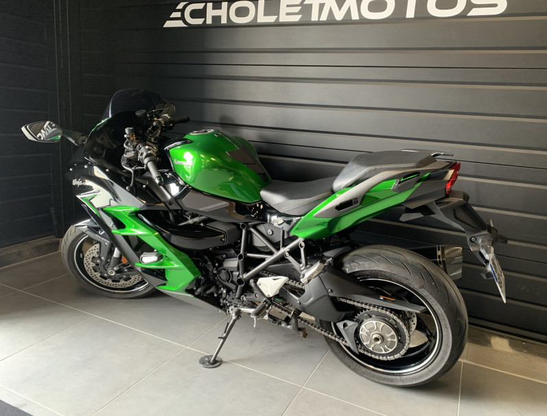 KAWASAKI H2 SX SE PERFORMANCE
