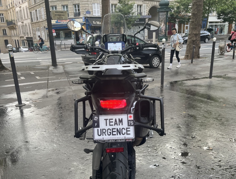 TRIUMPH Tiger 900 GT NOIR - 1ER MAIN