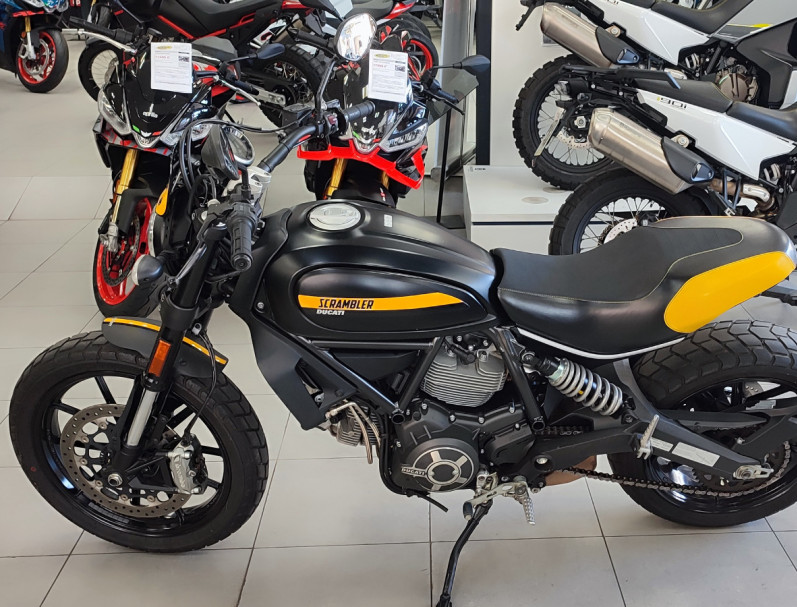 DUCATI SCRAMBLER 800 35kw a2
