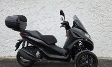 PIAGGIO MP3 300 HPE ABS ASR  DEEP BLACK EURO5