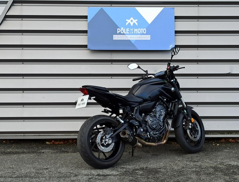 YAMAHA MT-07