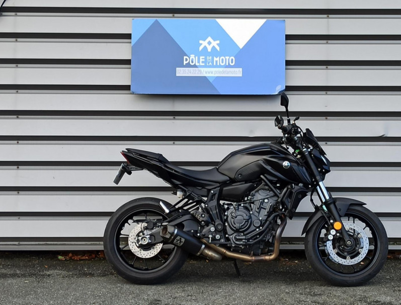 YAMAHA MT-07