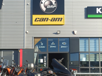 CAN-AM SPYDER F3