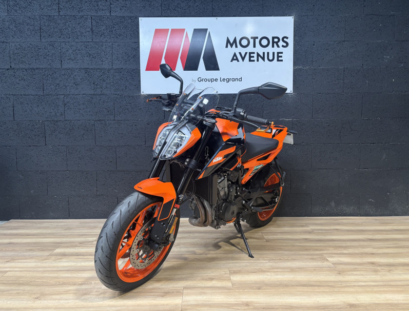 KTM 890 DUKE GP