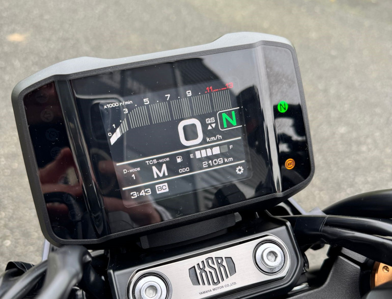 YAMAHA XSR 900