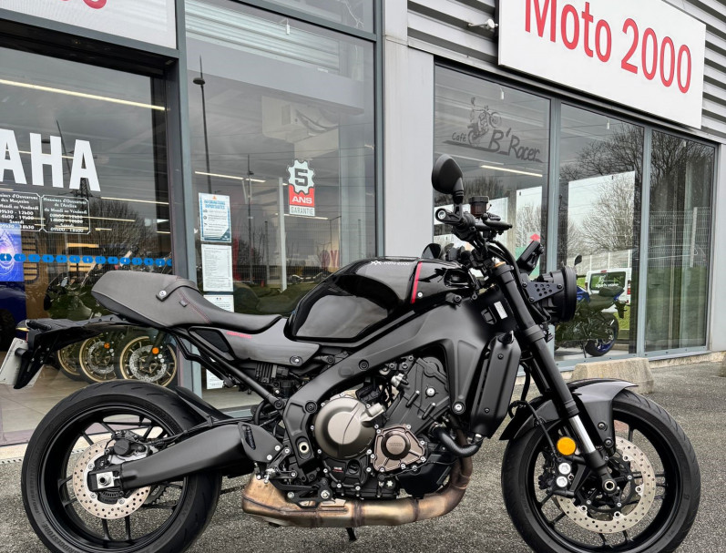 YAMAHA XSR 900