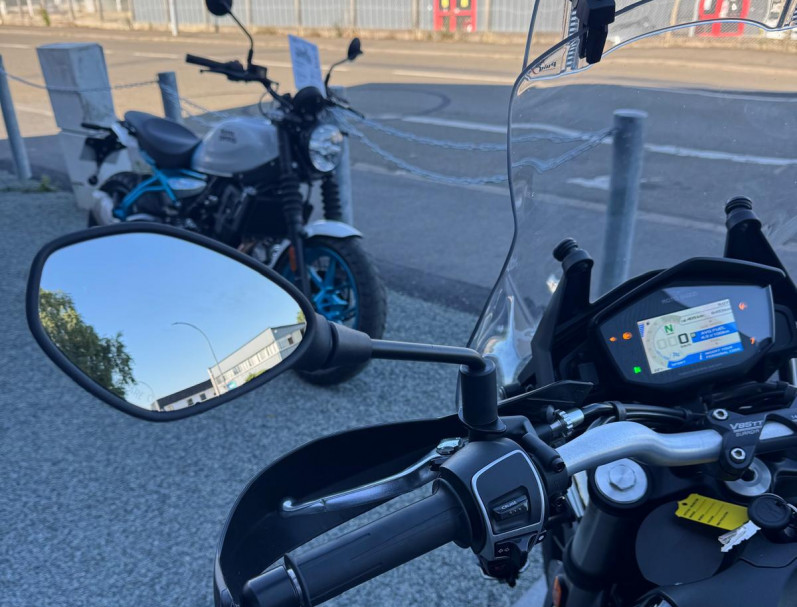 MOTO GUZZI V85 TT 850 GARDIA D