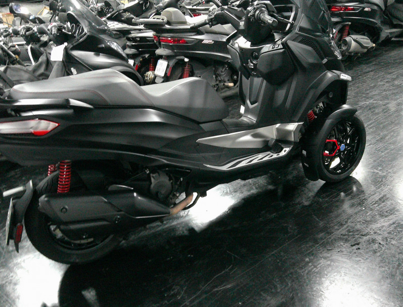 PIAGGIO MP3 400 HPE 2022 14400KM