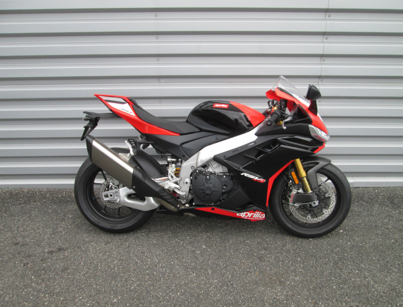APRILIA RSV4 1100 FACTORY - SBK 09