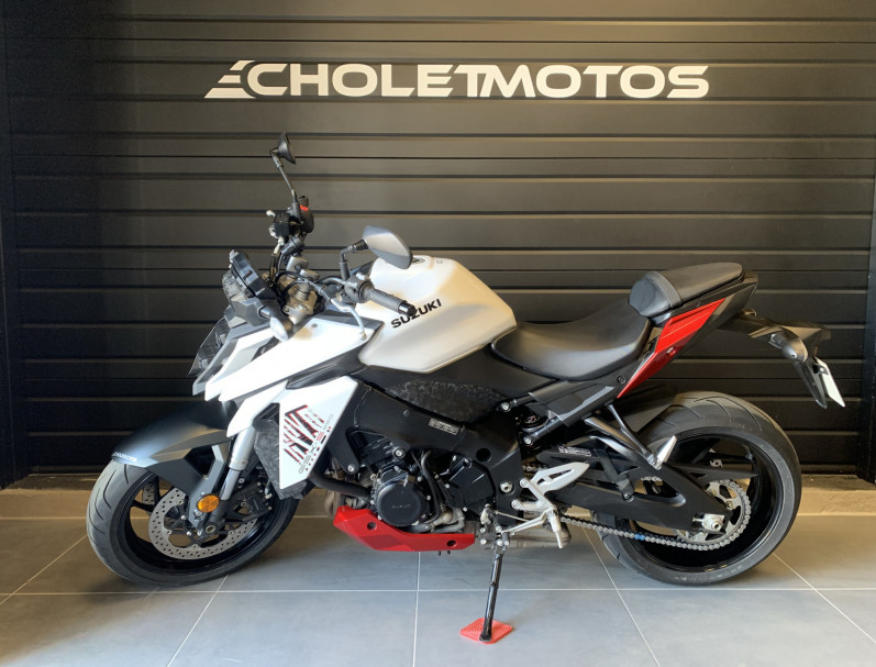 SUZUKI GSX-S 950
