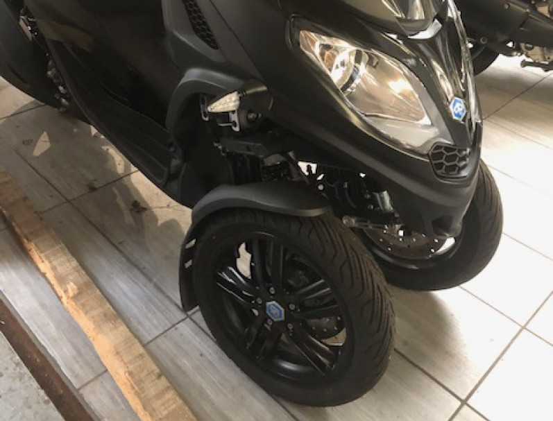 PIAGGIO MP3 300 HPE ABS ASR