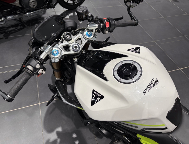 TRIUMPH STREET TRIPLE 765 MOTO 2 / Garantie 
