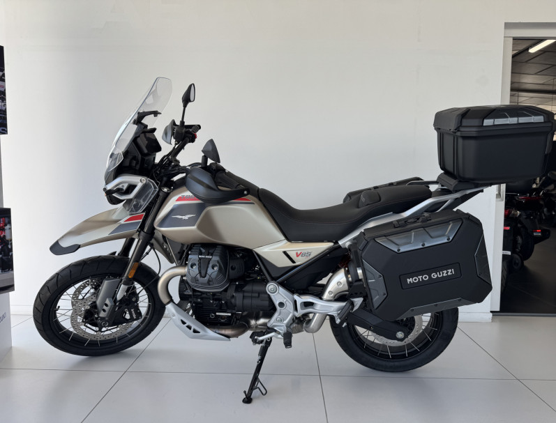 MOTO GUZZI V85 TT TRAVEL 850