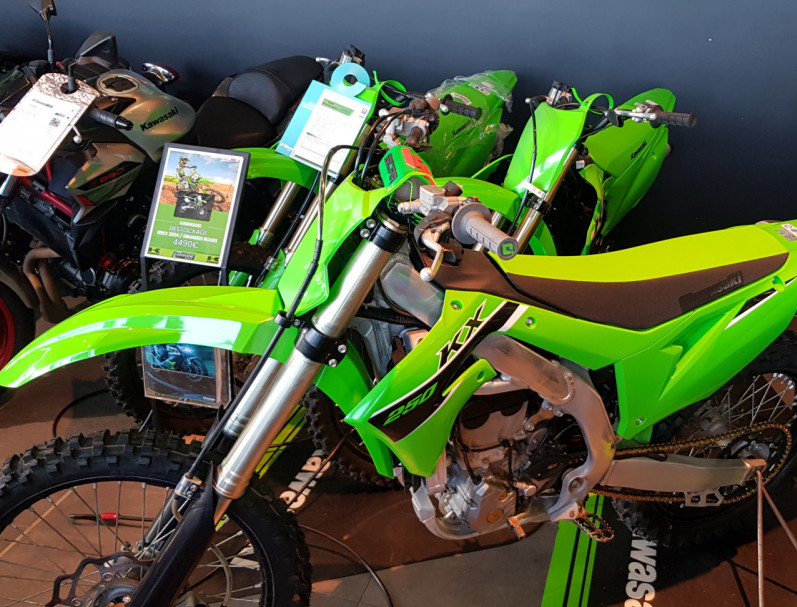 KAWASAKI KX 250