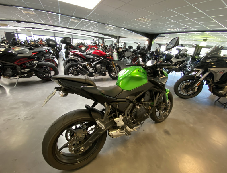 KAWASAKI Z650 