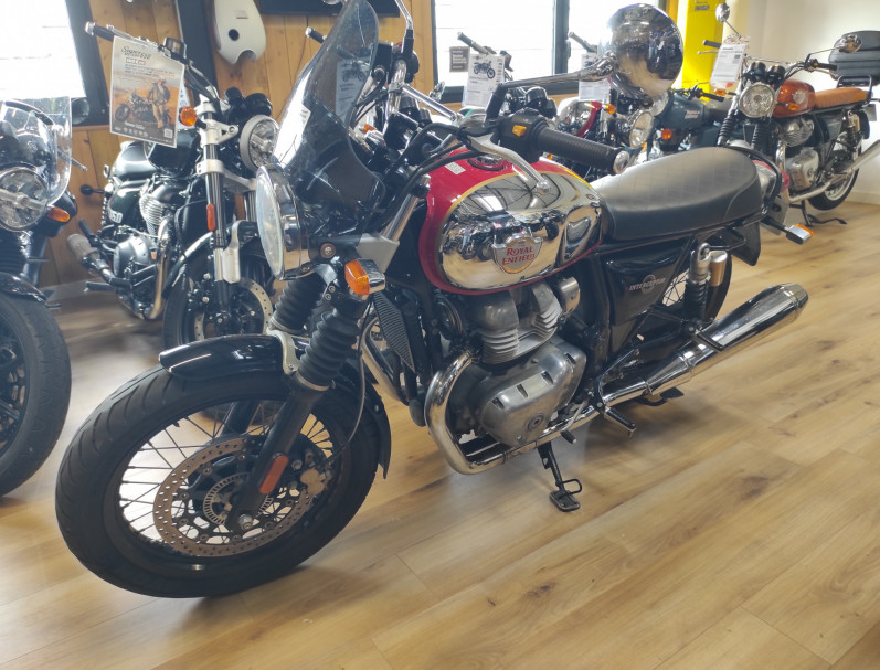 ROYAL ENFIELD INTERCEPTOR