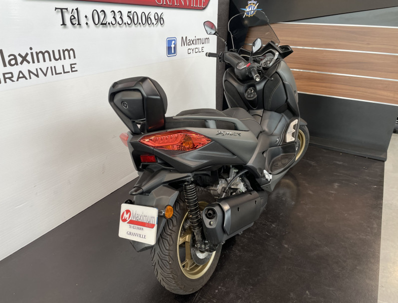 XMAX 300 Tech Max