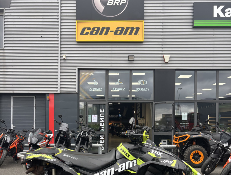 CAN-AM RENEGADE 1000