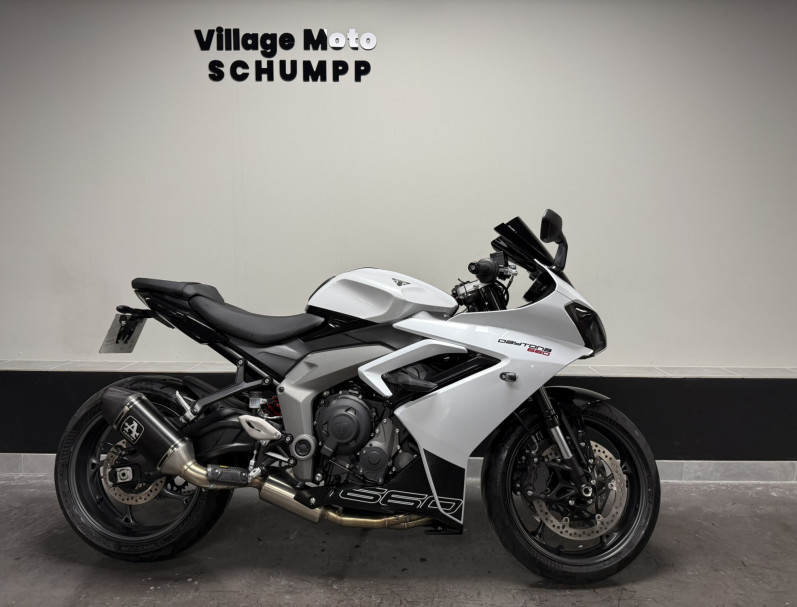 TRIUMPH 	DAYTONA 660 A2