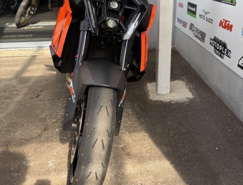 KTM 1390 SUPER DUKE R TECH PACK