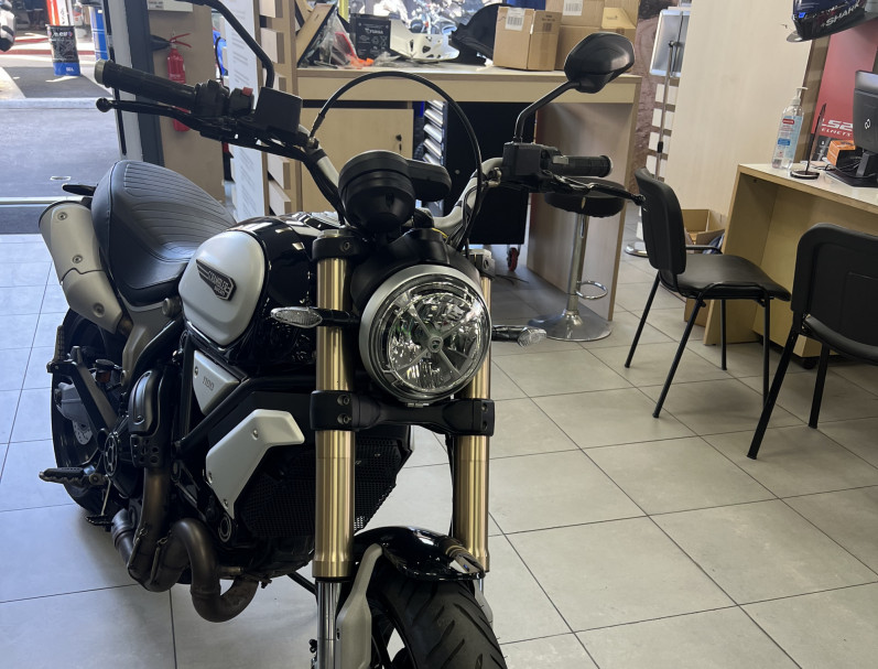 DUCATI SCRAMBLER 1100