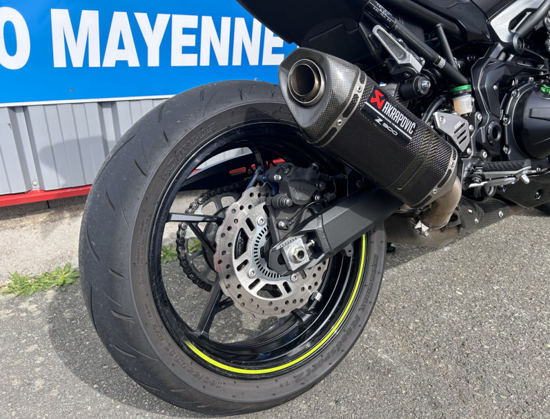 KAWASAKI Z 900