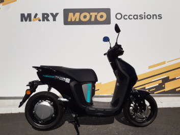 YAMAHA NEO