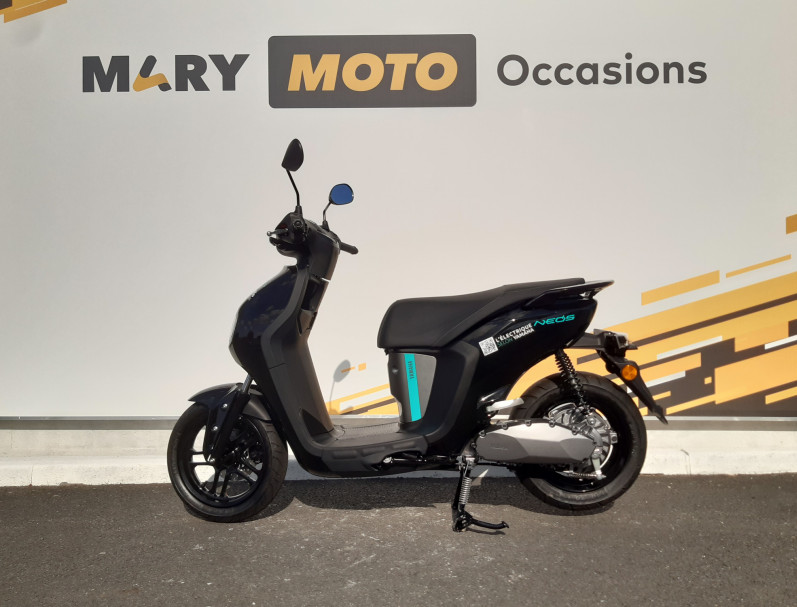YAMAHA NEO